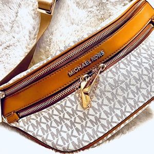 Michael Kors Waist Bag Kenly